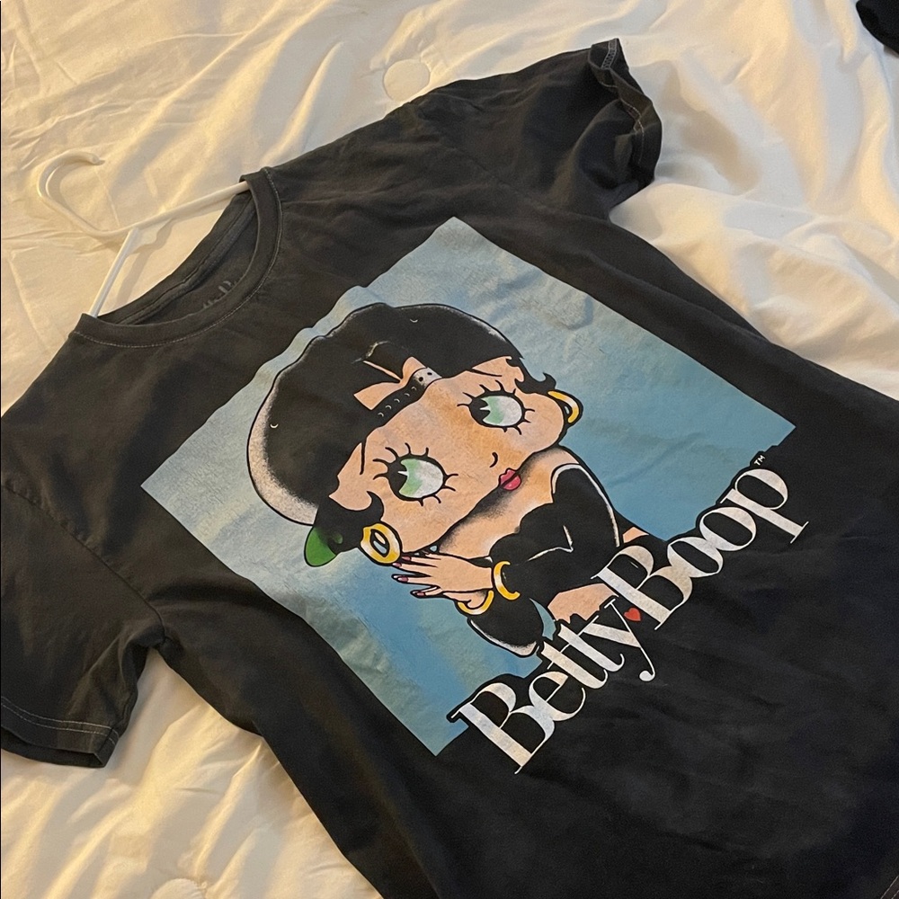 Rue21 Black Betty Boop Graphic Tee